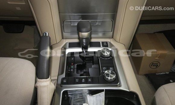 Buy Import Toyota Land Cruiser Black Car in Import - Dubai in Dhufar Buy Import Toyota Land Cruiser Black Car in Import - Dubai in Dhufar