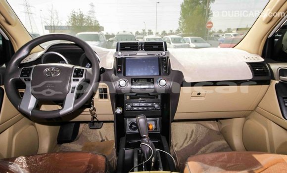 Buy Import Toyota Prado White Car in Import - Dubai in Dhufar Buy Import Toyota Prado White Car in Import - Dubai in Dhufar