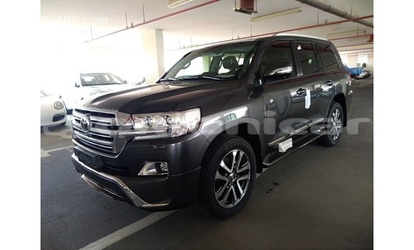Buy Import Toyota Land Cruiser Other Car in Import - Dubai in Dhufar Buy Import Toyota Land Cruiser Other Car in Import - Dubai in Dhufar