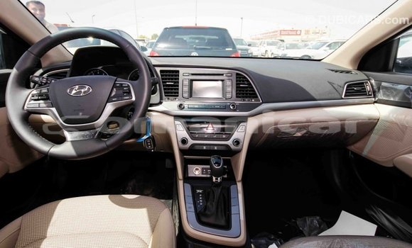 Buy Import Hyundai Elantra White Car in Import - Dubai in Dhufar Buy Import Hyundai Elantra White Car in Import - Dubai in Dhufar