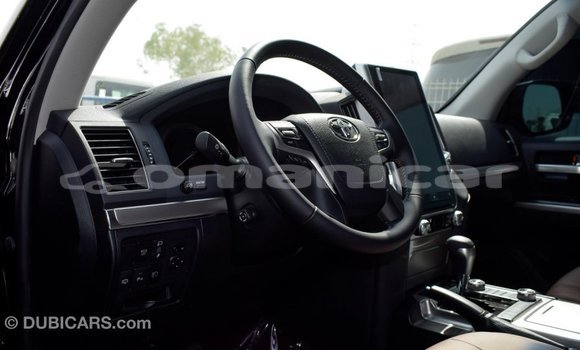 Buy Import Toyota Land Cruiser Black Car in Import - Dubai in Dhufar Buy Import Toyota Land Cruiser Black Car in Import - Dubai in Dhufar