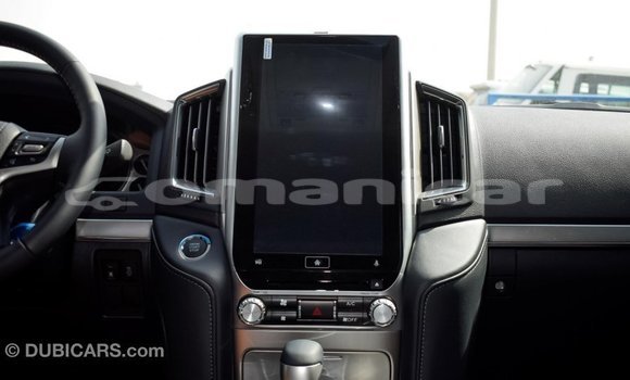 Buy Import Toyota Land Cruiser Black Car in Import - Dubai in Dhufar Buy Import Toyota Land Cruiser Black Car in Import - Dubai in Dhufar