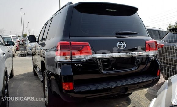 Buy Import Toyota Land Cruiser Black Car in Import - Dubai in Dhufar Buy Import Toyota Land Cruiser Black Car in Import - Dubai in Dhufar