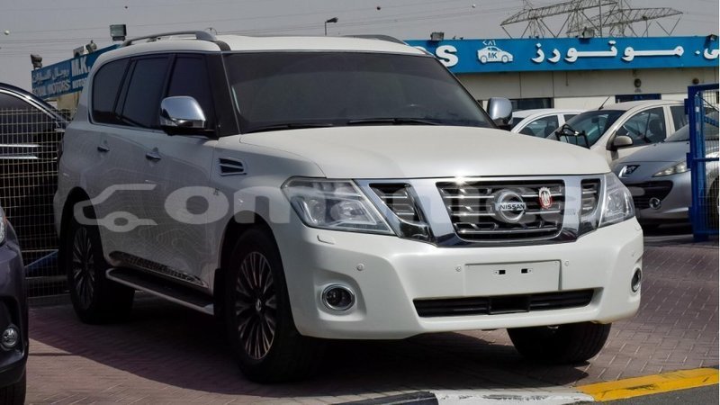 Big with watermark nissan patrol dhufar import dubai 1832