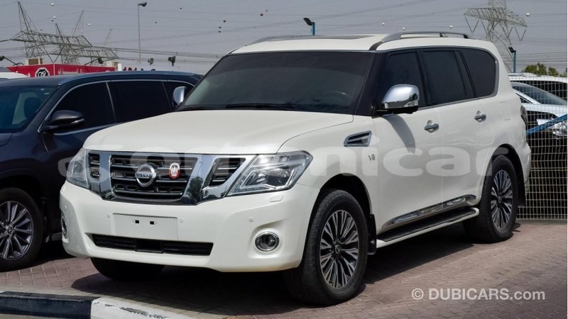 Big with watermark nissan patrol dhufar import dubai 1832