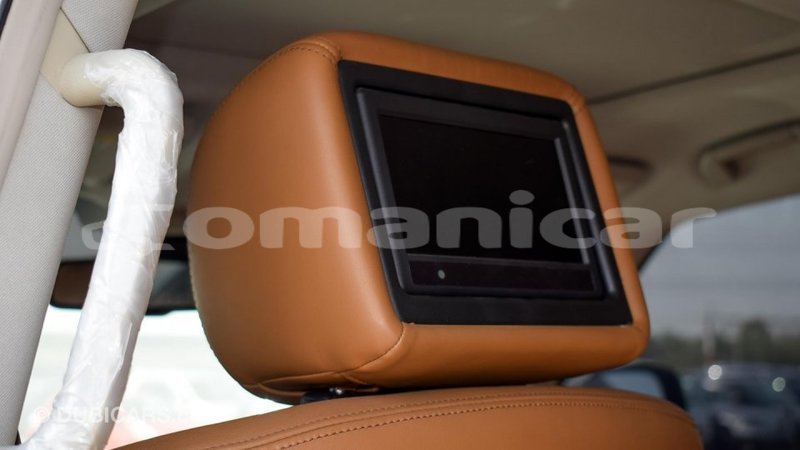 Big with watermark nissan patrol dhufar import dubai 1832