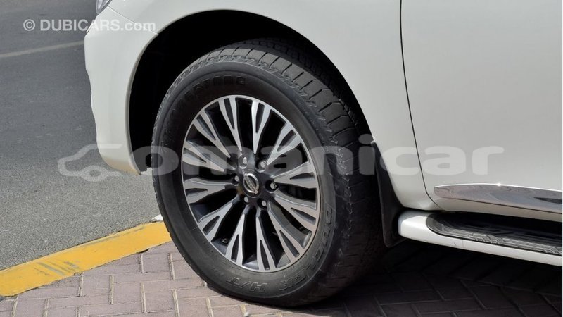 Big with watermark nissan patrol dhufar import dubai 1832