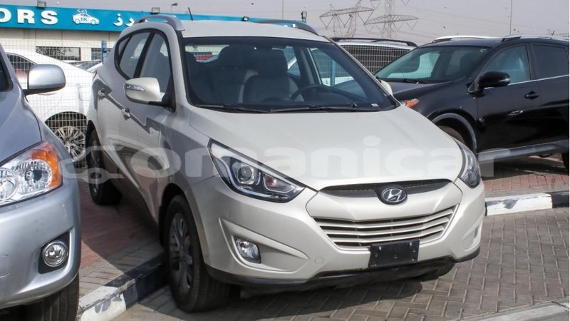 Big with watermark hyundai tucson dhufar import dubai 1837