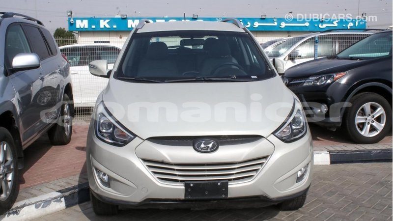 Big with watermark hyundai tucson dhufar import dubai 1837