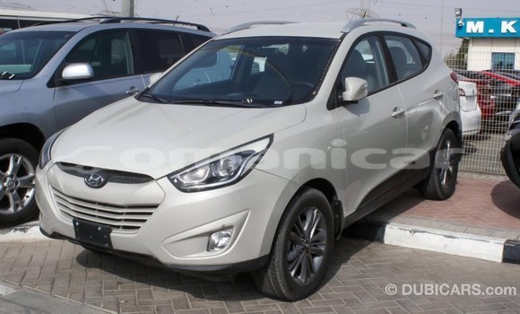 Buy Import Hyundai Tucson Beige Car in Import - Dubai in Dhufar Buy Import Hyundai Tucson Beige Car in Import - Dubai in Dhufar