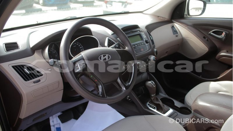 Big with watermark hyundai tucson dhufar import dubai 1837
