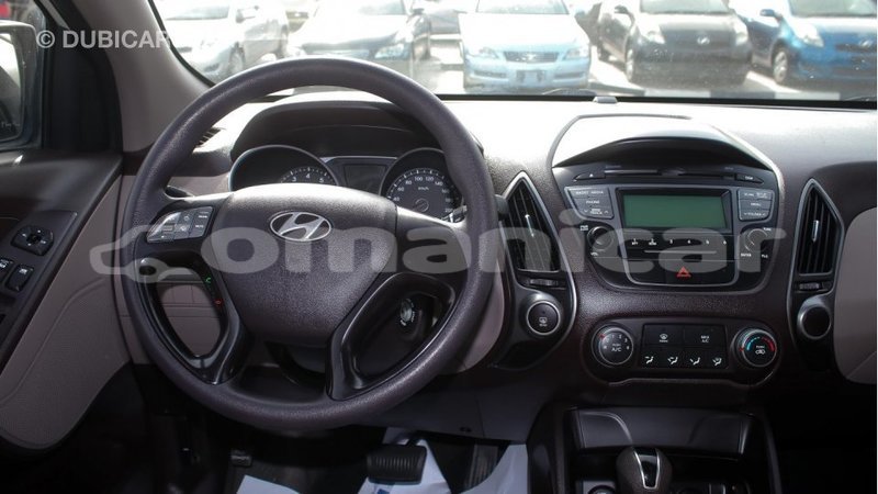 Big with watermark hyundai tucson dhufar import dubai 1837