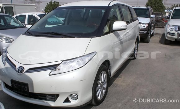 Buy Import Toyota Previa White Car in Import - Dubai in Dhufar Buy Import Toyota Previa White Car in Import - Dubai in Dhufar