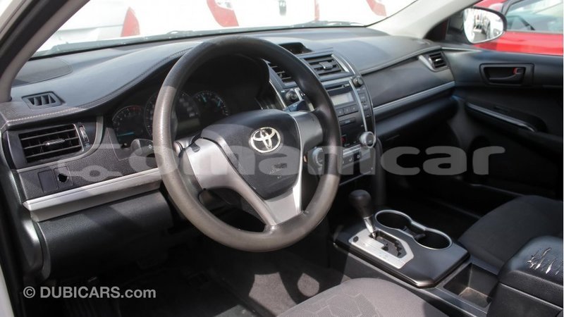 Big with watermark toyota camry dhufar import dubai 1841