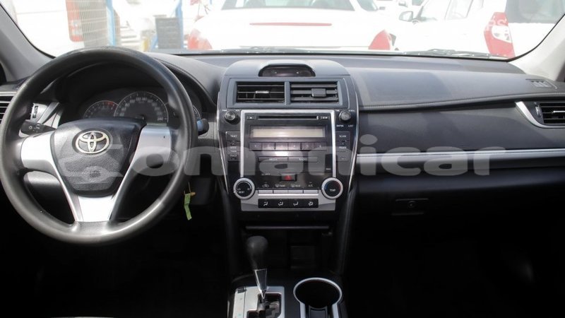 Big with watermark toyota camry dhufar import dubai 1841