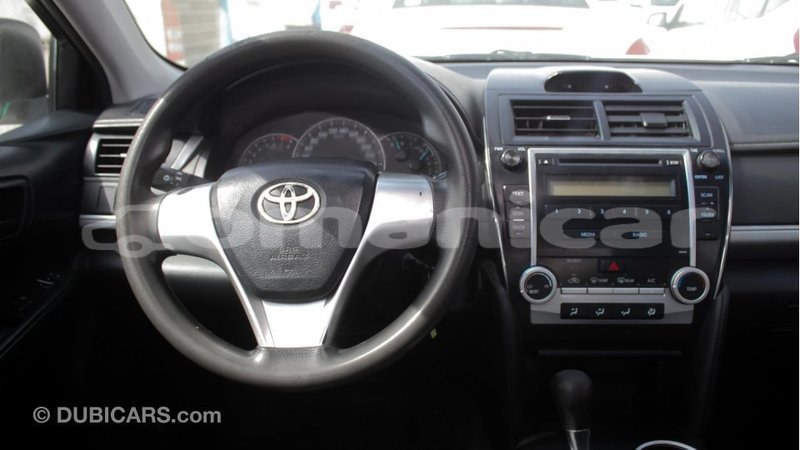 Big with watermark toyota camry dhufar import dubai 1841
