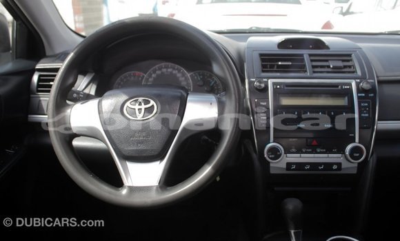 Buy Import Toyota Camry White Car in Import - Dubai in Dhufar Buy Import Toyota Camry White Car in Import - Dubai in Dhufar
