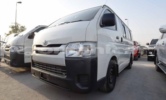 Buy Import Toyota Hiace White Car in Import - Dubai in Dhufar Buy Import Toyota Hiace White Car in Import - Dubai in Dhufar