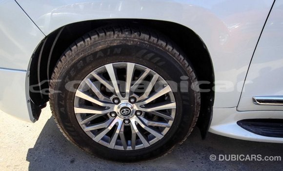 Buy Import Toyota Land Cruiser White Car in Import - Dubai in Dhufar Buy Import Toyota Land Cruiser White Car in Import - Dubai in Dhufar