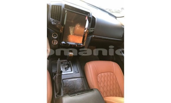 Buy Import Toyota Land Cruiser Black Car in Import - Dubai in Dhufar Buy Import Toyota Land Cruiser Black Car in Import - Dubai in Dhufar