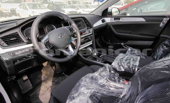 Buy Import Hyundai Sonata White Car in Import - Dubai in Dhufar Buy Import Hyundai Sonata White Car in Import - Dubai in Dhufar
