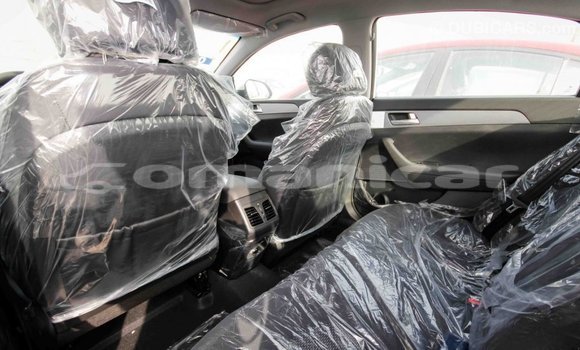 Buy Import Hyundai Sonata White Car in Import - Dubai in Dhufar Buy Import Hyundai Sonata White Car in Import - Dubai in Dhufar