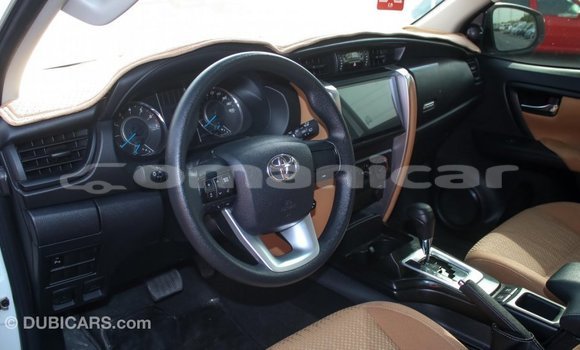 Buy Import Toyota Fortuner White Car in Import - Dubai in Dhufar Buy Import Toyota Fortuner White Car in Import - Dubai in Dhufar