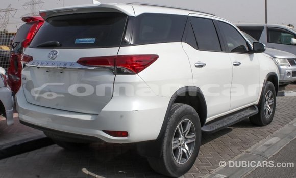 Buy Import Toyota Fortuner White Car in Import - Dubai in Dhufar Buy Import Toyota Fortuner White Car in Import - Dubai in Dhufar