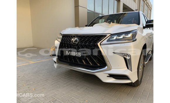 Buy Import Lexus LX White Car in Import - Dubai in Dhufar Buy Import Lexus LX White Car in Import - Dubai in Dhufar