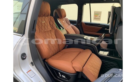 Buy Import Lexus LX White Car in Import - Dubai in Dhufar Buy Import Lexus LX White Car in Import - Dubai in Dhufar