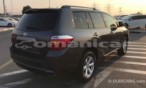 Buy Import Toyota Highlander Other Car in Import - Dubai in Dhufar Buy Import Toyota Highlander Other Car in Import - Dubai in Dhufar