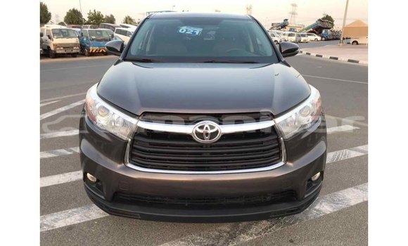 Buy Import Toyota Highlander Other Car in Import - Dubai in Dhufar Buy Import Toyota Highlander Other Car in Import - Dubai in Dhufar