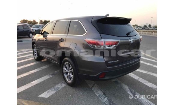 Buy Import Toyota Highlander Other Car in Import - Dubai in Dhufar Buy Import Toyota Highlander Other Car in Import - Dubai in Dhufar