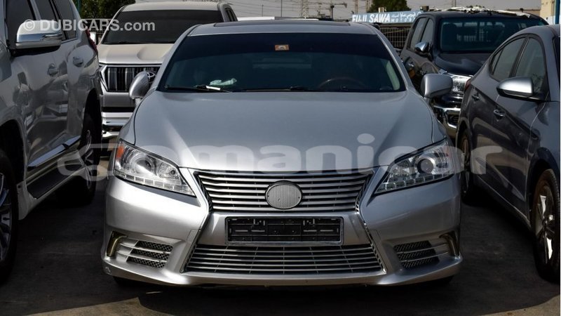 Big with watermark lexus es dhufar import dubai 1888
