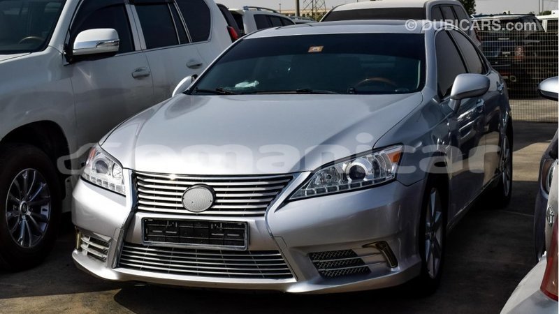 Big with watermark lexus es dhufar import dubai 1888