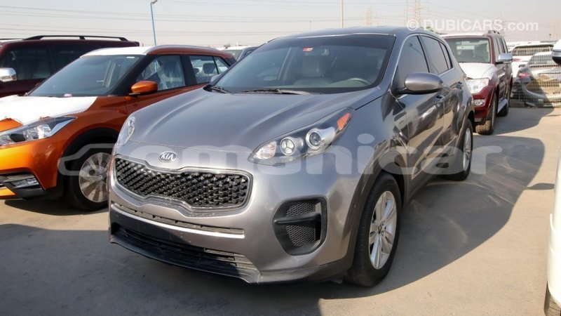 Big with watermark kia sportage dhufar import dubai 1904