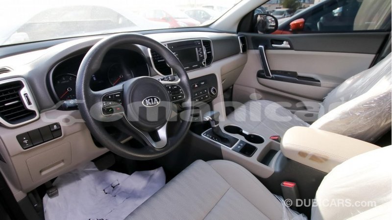 Big with watermark kia sportage dhufar import dubai 1904