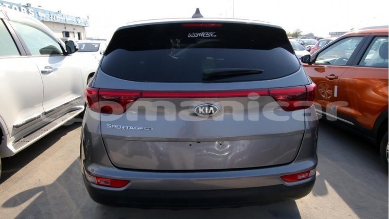 Big with watermark kia sportage dhufar import dubai 1904