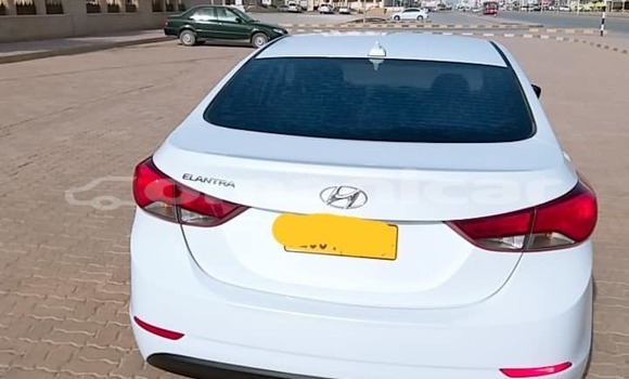 Buy Used Hyundai Elantra White Car in Salalah in Dhufar Buy Used Hyundai Elantra White Car in Salalah in Dhufar