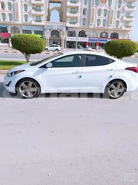 Big with watermark hyundai elantra dhufar salalah 1927