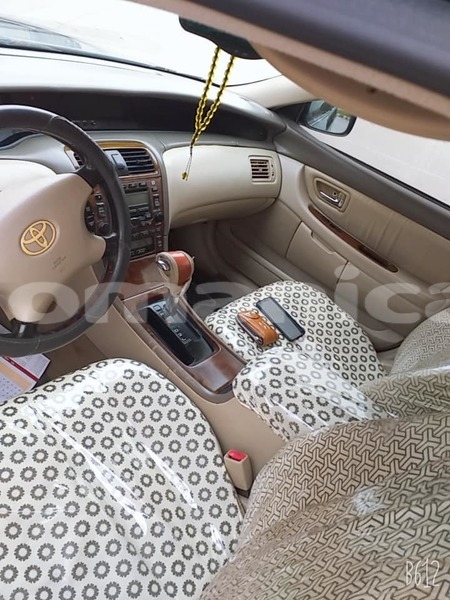 Big with watermark toyota avalon dhufar salalah 1930