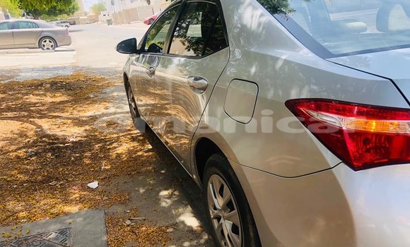 Buy Used Toyota Corolla Silver Car in Masqat in Masqat Buy Used Toyota Corolla Silver Car in Masqat in Masqat