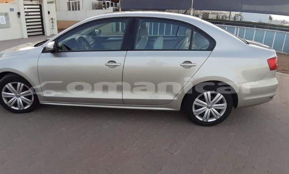 Buy Used Volkswagen Jetta Silver Car in Masqat in Masqat Buy Used Volkswagen Jetta Silver Car in Masqat in Masqat