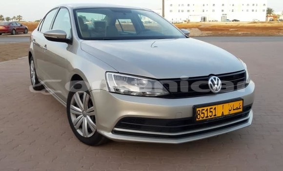 Buy Used Volkswagen Jetta Silver Car in Masqat in Masqat Buy Used Volkswagen Jetta Silver Car in Masqat in Masqat