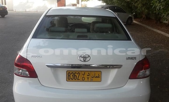 Buy Used Toyota Yaris White Car in Muscat in Masqat Buy Used Toyota Yaris White Car in Muscat in Masqat