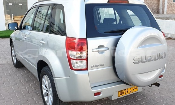 Buy Used Suzuki Grand Vitara Silver Car in Muscat in Masqat Buy Used Suzuki Grand Vitara Silver Car in Muscat in Masqat