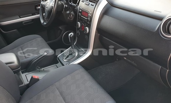Buy Used Suzuki Grand Vitara Silver Car in Muscat in Masqat Buy Used Suzuki Grand Vitara Silver Car in Muscat in Masqat