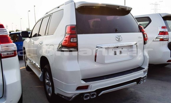 Buy Import Toyota Prado White Car in Import - Dubai in Dhufar Buy Import Toyota Prado White Car in Import - Dubai in Dhufar