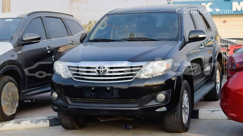 Big with watermark toyota fortuner dhufar import dubai 1956