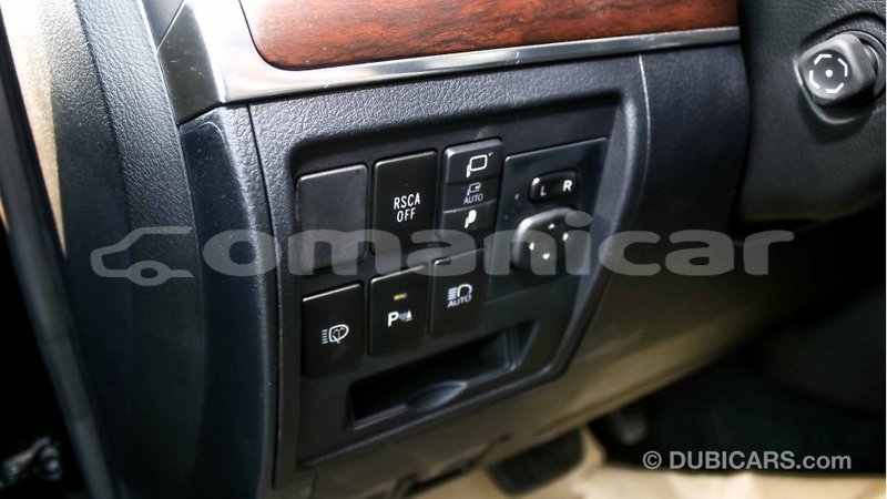 Big with watermark toyota land cruiser dhufar import dubai 1967